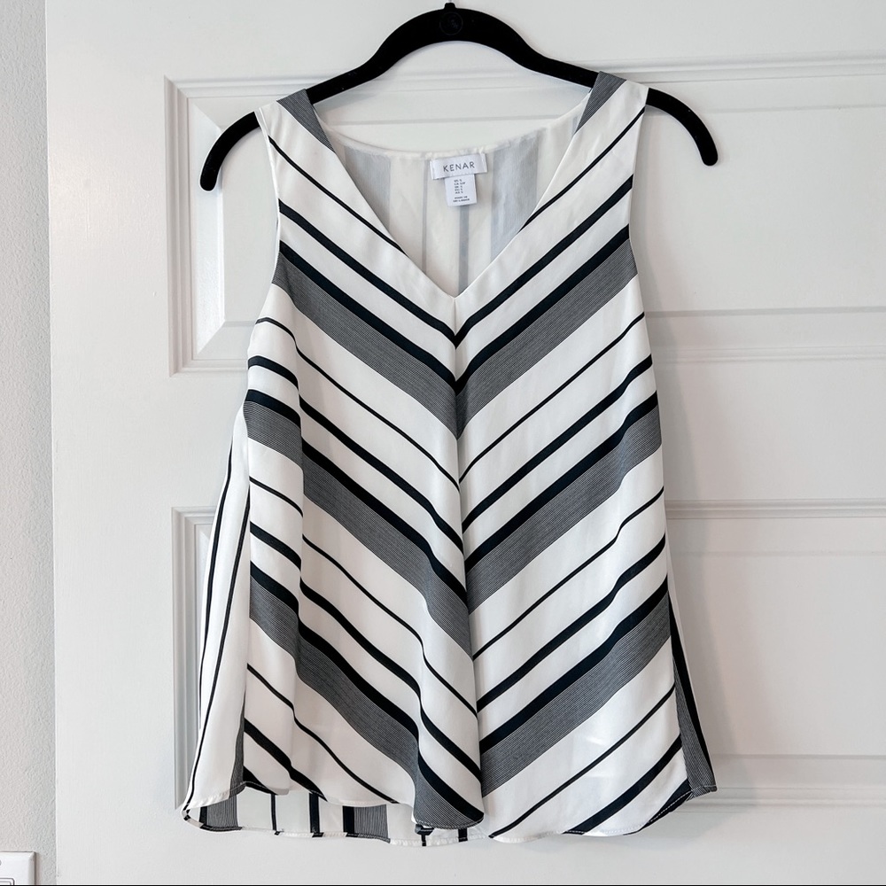 Black & White Sleeveless Blouse